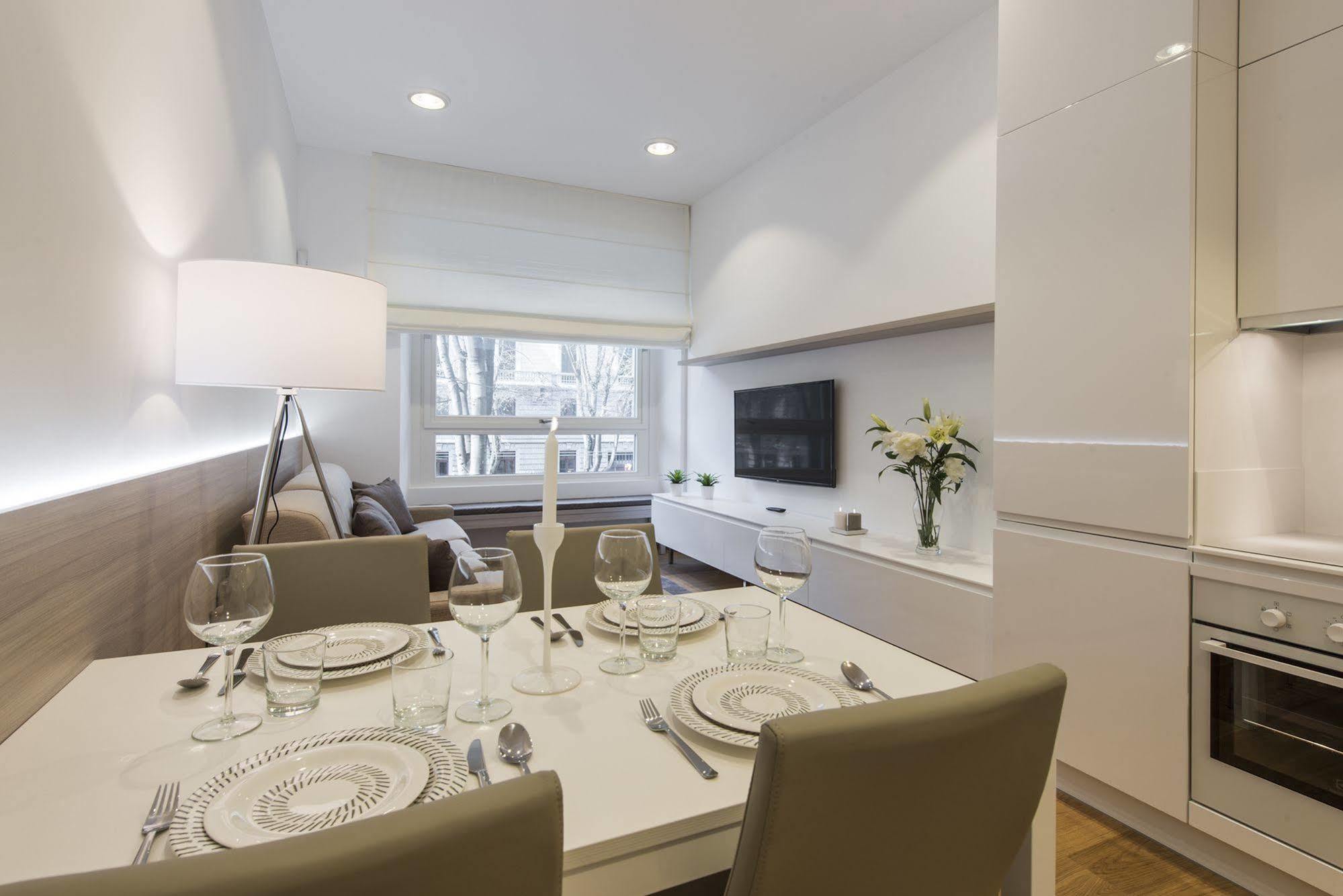 Milan Royal Suites Milano Ngoại thất bức ảnh