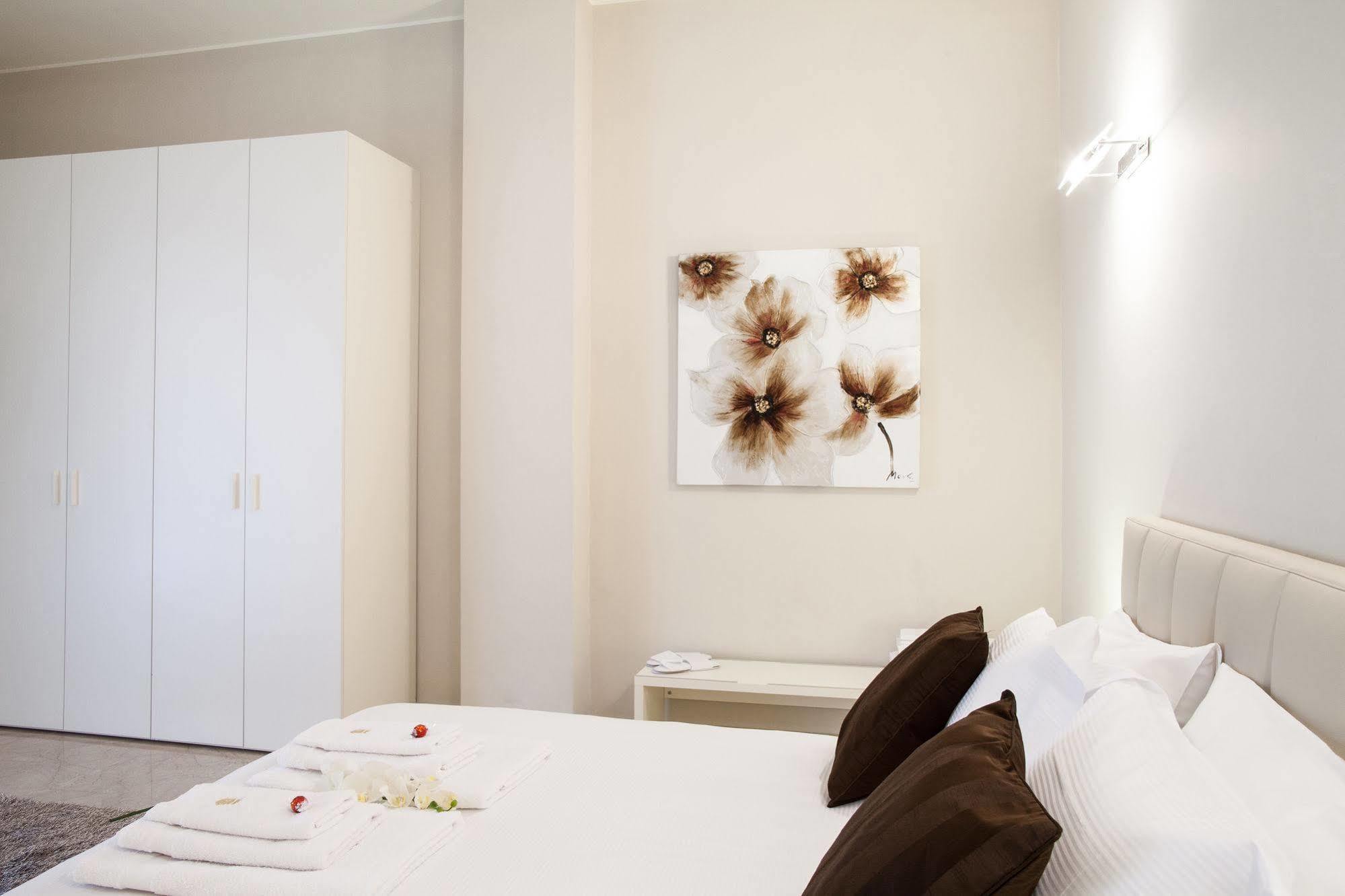 Milan Royal Suites Milano Ngoại thất bức ảnh