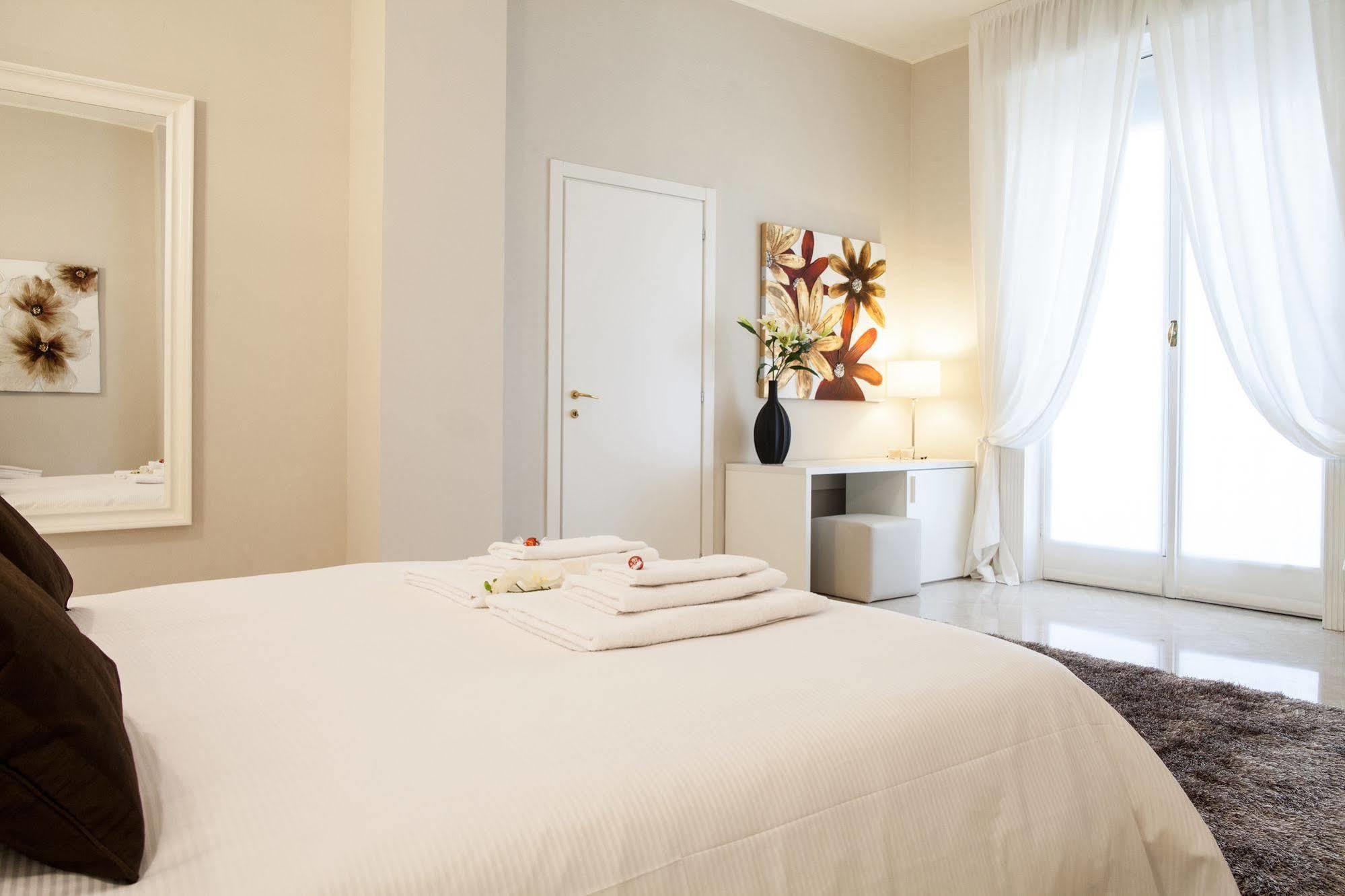 Milan Royal Suites Milano Ngoại thất bức ảnh