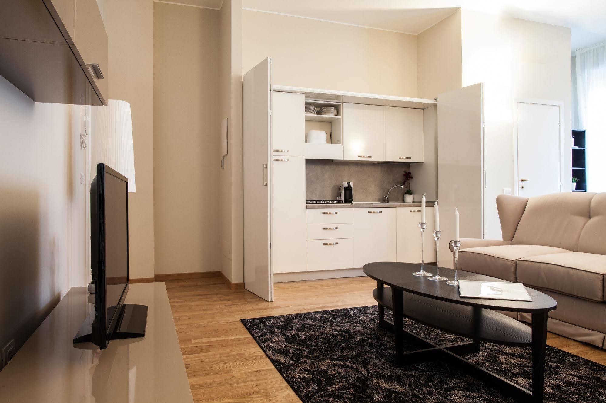 Milan Royal Suites Milano Ngoại thất bức ảnh