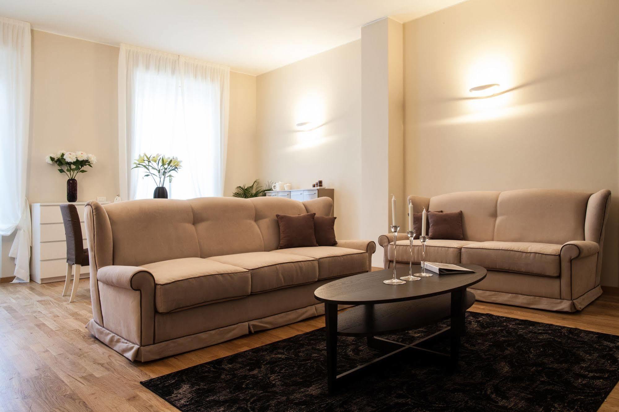 Milan Royal Suites Milano Ngoại thất bức ảnh
