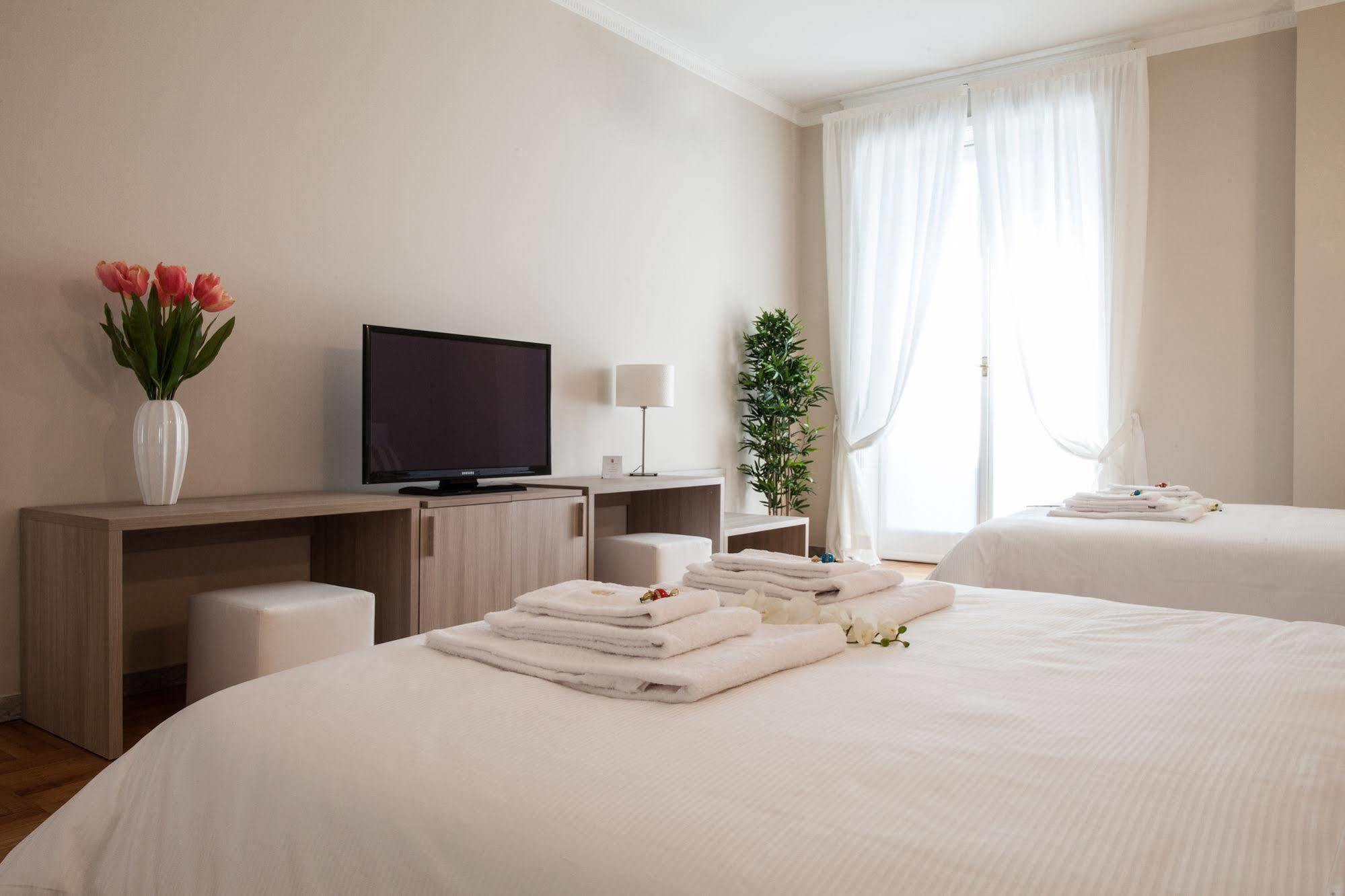 Milan Royal Suites Milano Ngoại thất bức ảnh