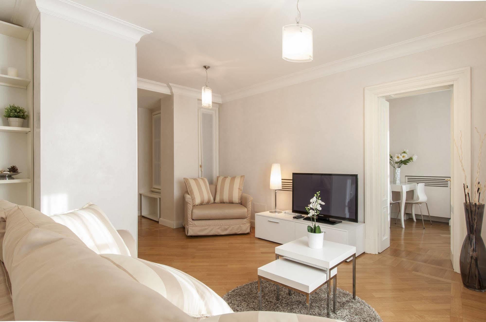 Milan Royal Suites Milano Ngoại thất bức ảnh