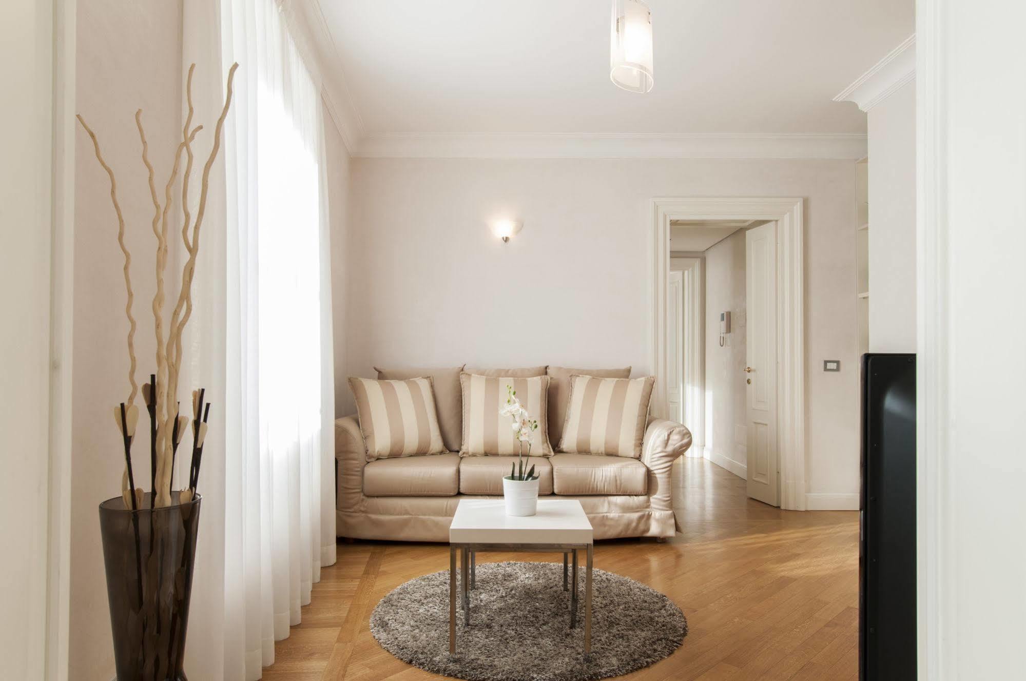 Milan Royal Suites Milano Ngoại thất bức ảnh