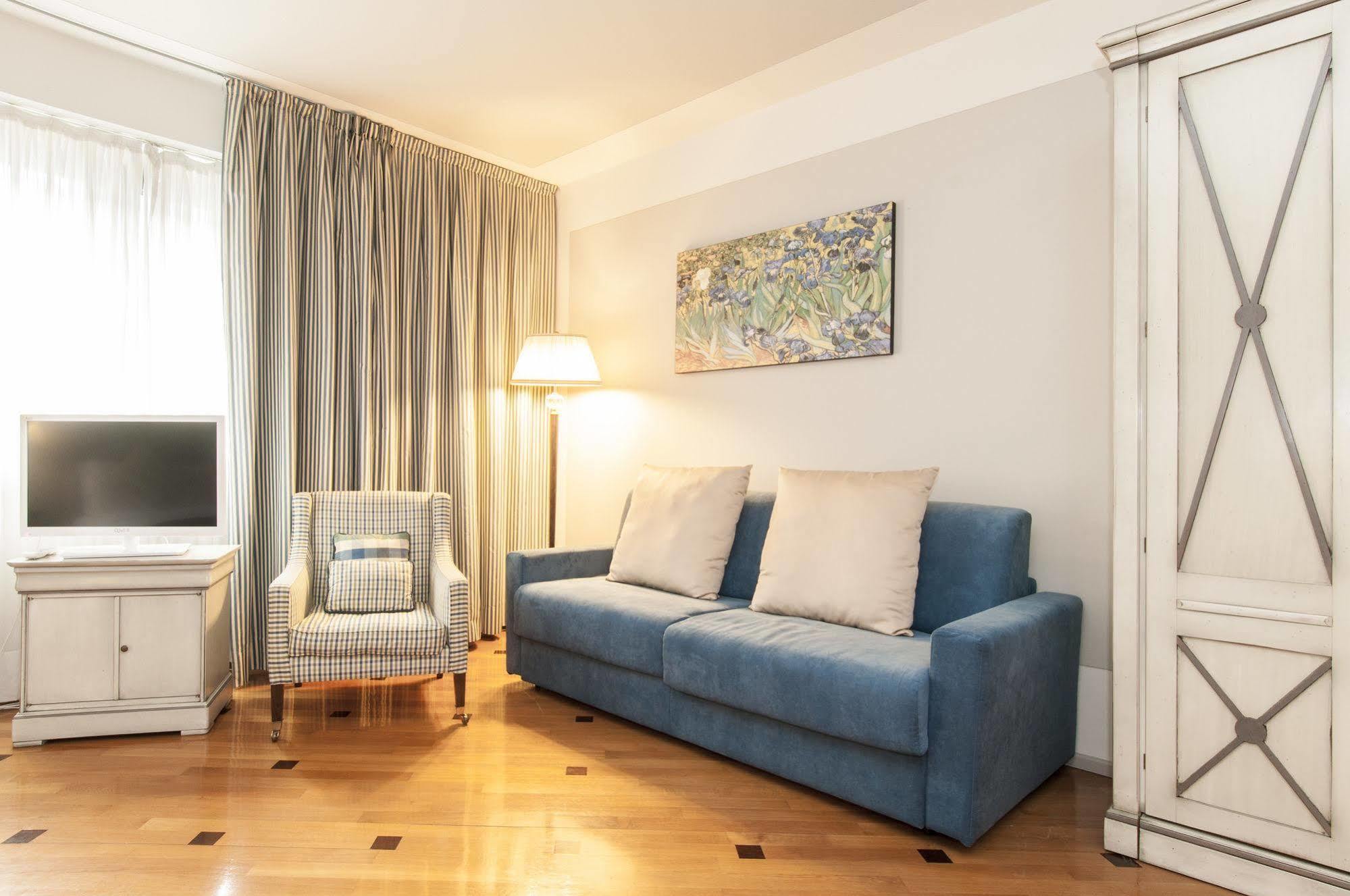 Milan Royal Suites Milano Ngoại thất bức ảnh